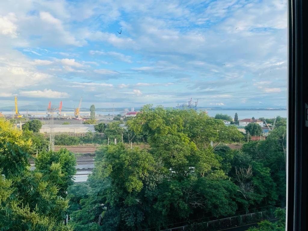 Апартамент Морски Изглед Burgas ภายนอก รูปภาพ